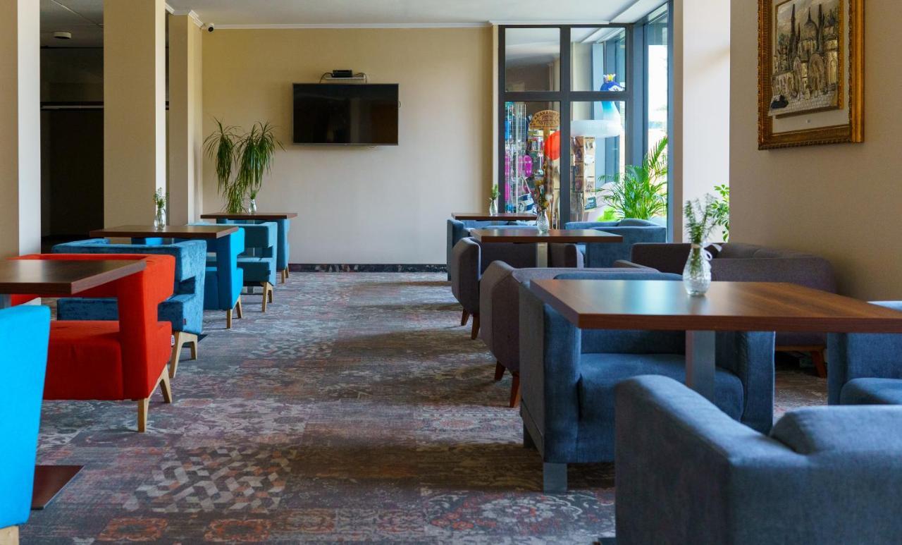 Hotel Mragowo Resort&Spa Екстер'єр фото
